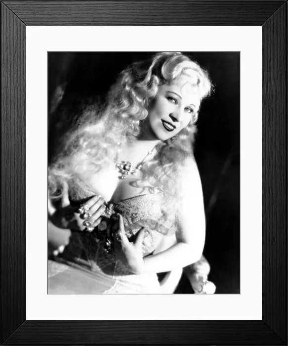 Framed Print : SHE DONE HIM WRONG, Mae West, 1933