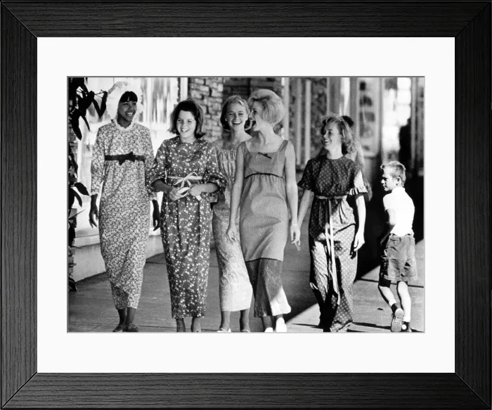 Framed Print : Teenagers in Los Angeles model the 'granny look', 1965 Framed Print : Teenagers in Los Angeles model the 'granny look', 1965