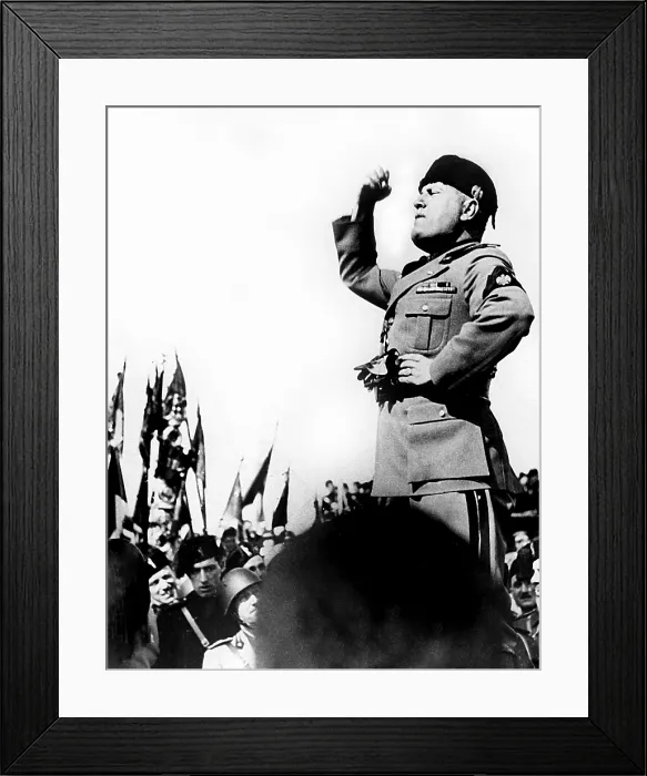 Framed Print : BENITO MUSSOLINI, speaking at the inauguration of the construction of the town Aprilia, May, 1936. Courtesy: CSU Archives  /  Everett Collection