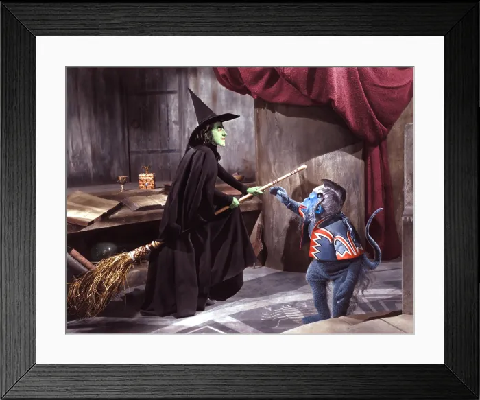Framed Print : THE WIZARD OF OZ, Margaret Hamilton, 1939