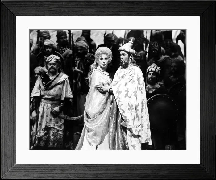 Framed Print : Beverly Sills, Justino Diaz performing Rossini's THE SIEGE OF CORINTH, Metropolitan Opera, New York, NY, 1975. Courtesy: CSU Archives  /  Everett Collection