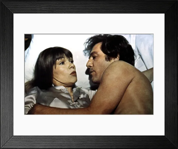 Framed Print : A TOUCH OF CLASS, Glenda Jackson, George Segal, 1973