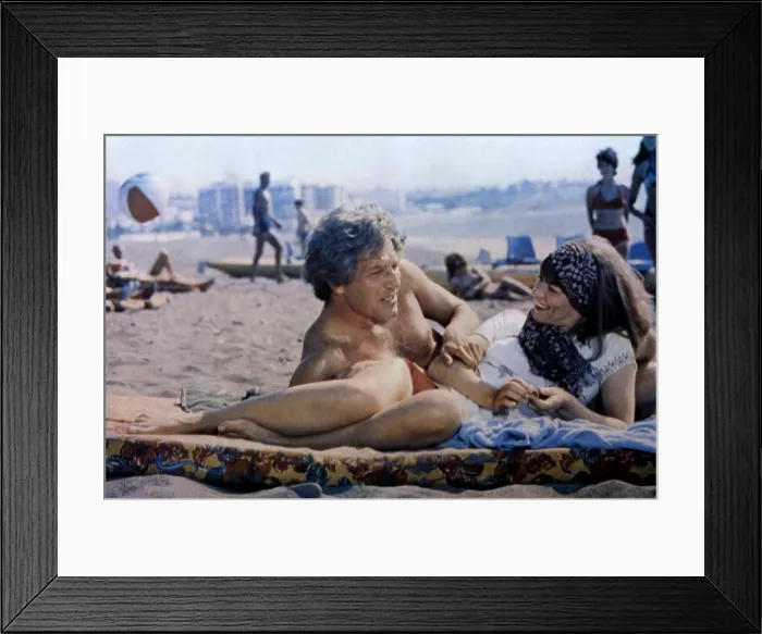 Framed Print : A TOUCH OF CLASS, George Segal, Glenda Jackson, 1973 Framed Print : A TOUCH OF CLASS, George Segal, Glenda Jackson, 1973