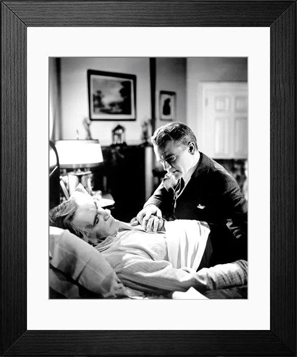 Framed Print : YANKEE DOODLE DANDY, Walter Huston, James Cagney, 1942 Framed Print : YANKEE DOODLE DANDY, Walter Huston, James Cagney, 1942