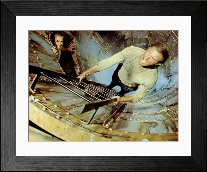 Framed Print : POSEIDON ADVENTURE, Ernest Borgnine, Gene Hackman, 1972
