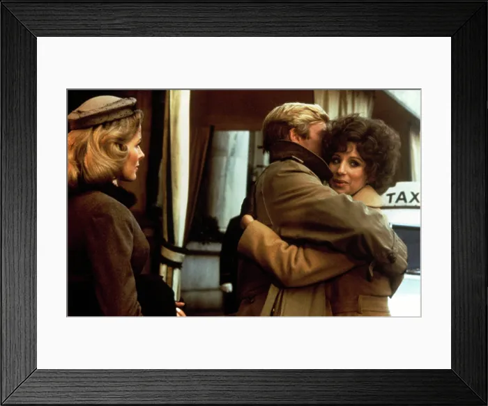 Framed Print : THE WAY WE WERE, Diana Ewing, Robert Redford, Barbra Streisand, 1973 Framed Print : THE WAY WE WERE, Diana Ewing, Robert Redford, Barbra Streisand, 1973