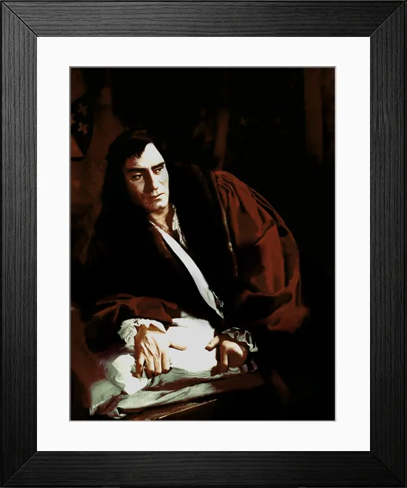 Framed Print : RICHARD III, Sir Laurence Olivier, 1955 Framed Print : RICHARD III, Sir Laurence Olivier, 1955