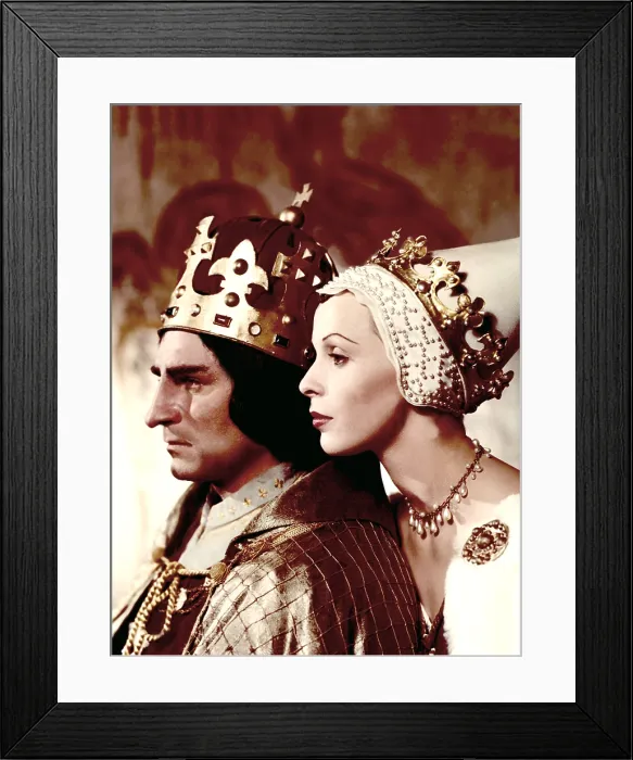 Framed Print : RICHARD III, Sir Laurence Olivier, Claire Bloom, 1955 Framed Print : RICHARD III, Sir Laurence Olivier, Claire Bloom, 1955