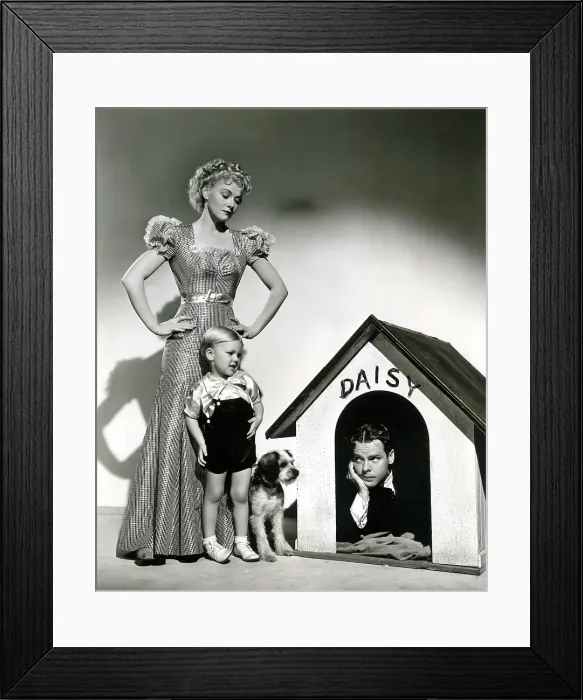 Framed Print : BLONDIE, Penny Singleton as Blondie, Larry Simms as Baby Dumpling, Spooks as pup Daisy, Arthur Lake as Dagwood, 1938