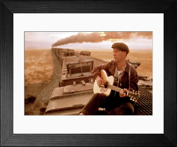 Framed Print : BOUND FOR GLORY, David Carradine, 1976