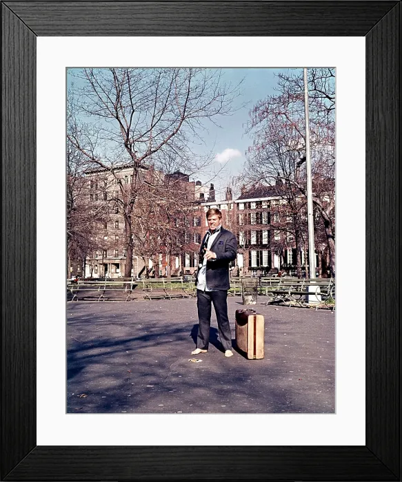 Framed Print : BAREFOOT IN THE PARK, Robert Redford, 1967