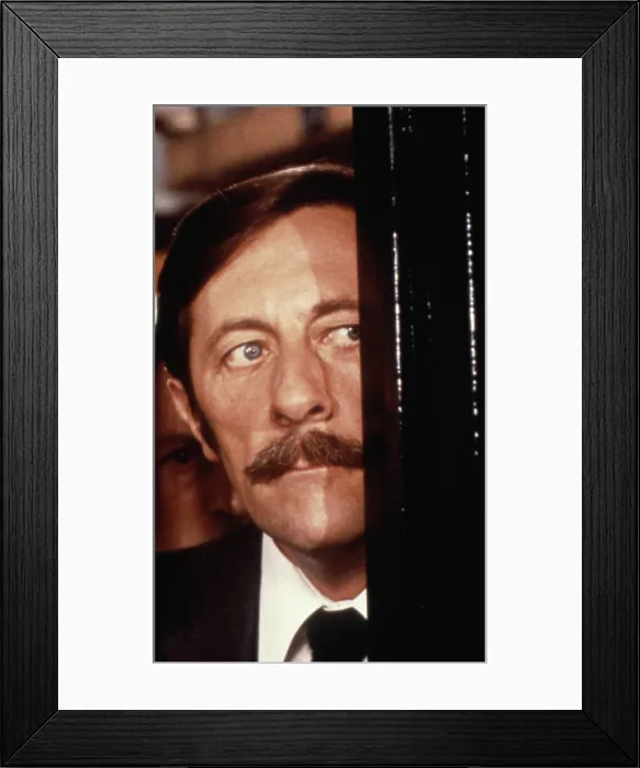 Framed Print : THE TALL BLOND MAN WITH ONE BLACK SHOE, (aka LE GRAND BLOND AVEC UNE CHAUSSURE NOIRE), Jean Rochefort, 1972