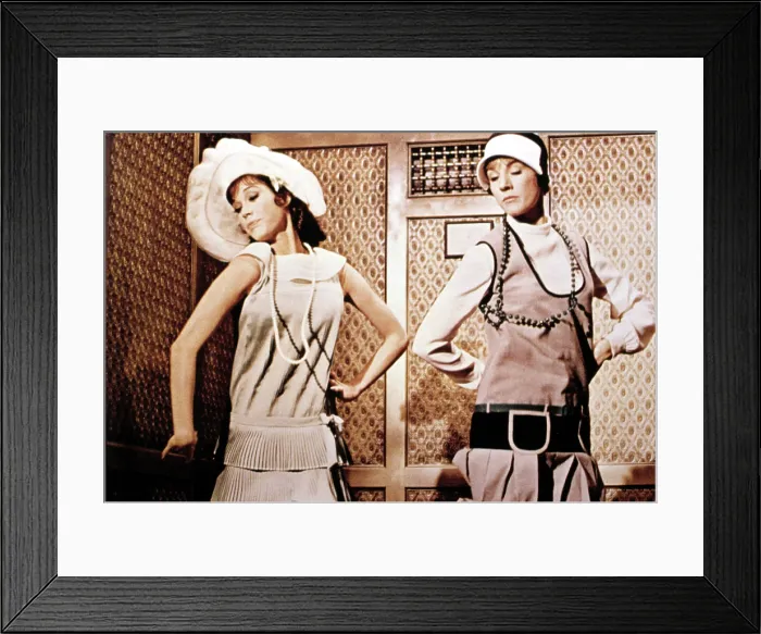 Framed Print : THOROUGHLY MODERN MILLIE, Mary Tyler Moore, Julie Andrews, 1967