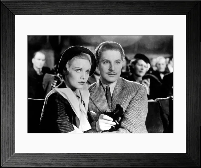 Framed Print : THE 39 STEPS, Madeleine Carroll, Robert Donat, 1935 Framed Print : THE 39 STEPS, Madeleine Carroll, Robert Donat, 1935