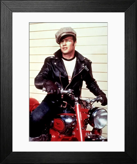 Framed Print : THE WILD ONE, Marlon Brando, 1954 Framed Print : THE WILD ONE, Marlon Brando, 1954