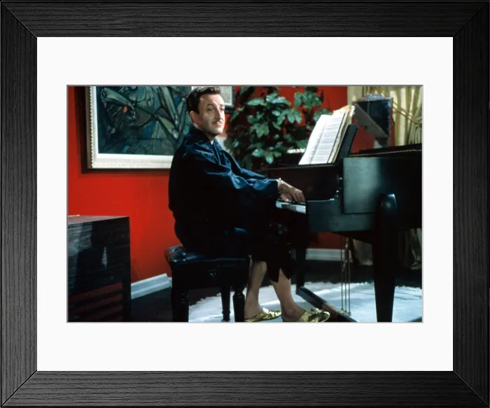Framed Print : THE WORLD OF HENRY ORIENT, Peter Sellers, 1964