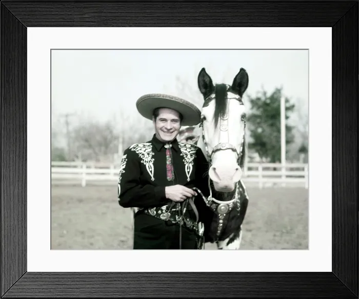Framed Print : Duncan Renaldo, who played The Cisco Kid in 8 films (1945-50) and on TV (1950-56) Framed Print : Duncan Renaldo, who played The Cisco Kid in 8 films (1945-50) and on TV (1950-56)