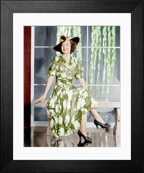 Framed Print : Olivia de Havilland, ca. 1937 Framed Print : Olivia de Havilland, ca. 1937