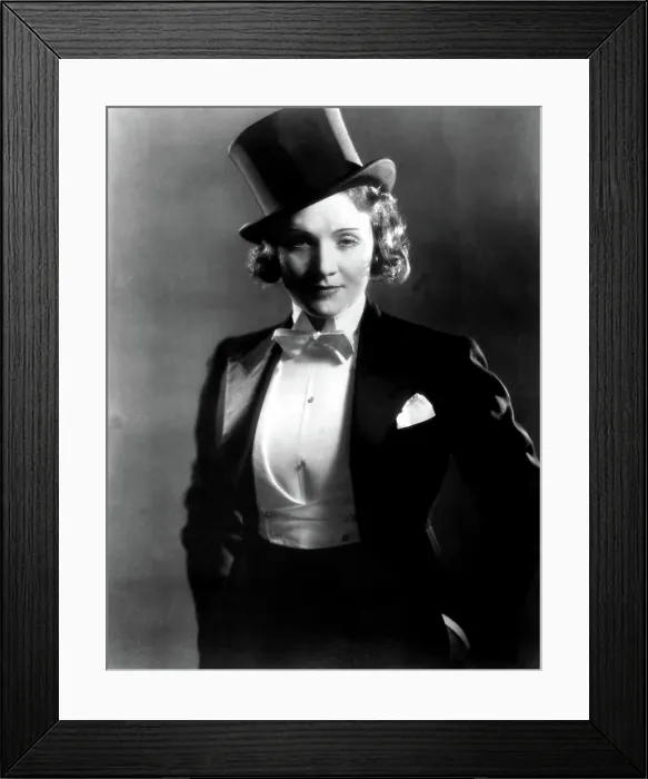 Framed Print : MOROCCO, Marlene Dietrich, 1930