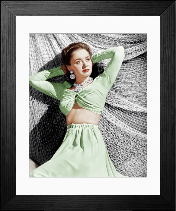 Framed Print : Olivia de Havilland, ca. 1941 Framed Print : Olivia de Havilland, ca. 1941