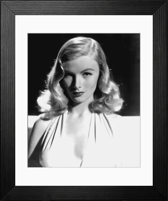 Framed Print : VERONICA LAKE, portrait, as seen in the film 'This Gun For Hire', 1942