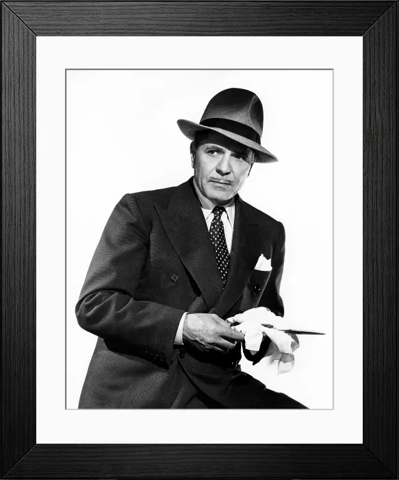 Framed Print : Warner Baxter, in one of the ten Crime Doctor films he made between 1940-49 Framed Print : Warner Baxter, in one of the ten Crime Doctor films he made between 1940-49