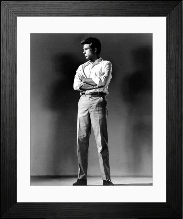 Framed Print : Warren Beatty, publicity shot for ALL FOR DOWN, 1962 Framed Print : Warren Beatty, publicity shot for ALL FOR DOWN, 1962