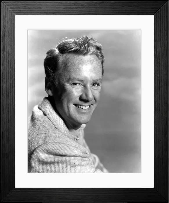 Framed Print : MIRACLE IN THE RAIN, Van Johnson, 1956