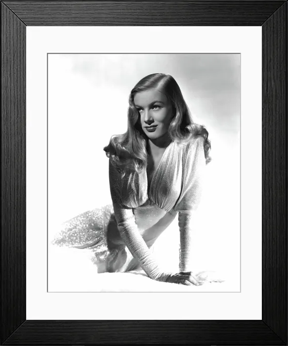 Framed Print : THIS GUN FOR HIRE, Veronica Lake, 1942 Framed Print : THIS GUN FOR HIRE, Veronica Lake, 1942