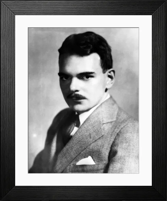 Framed Print : New York Governor and presidential candidate, Thomas E. Dewey, as a young lawyer. ca.1931. Courtesy CSU Archives / Everett Collection