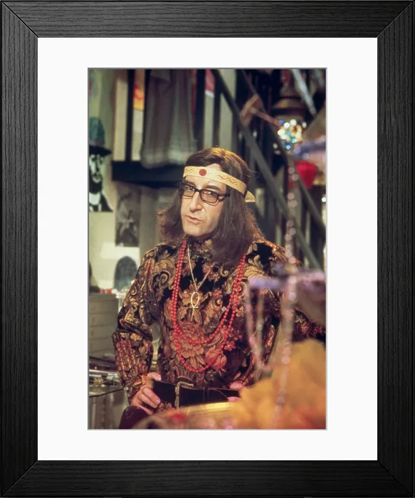 Framed Print : I LOVE YOU, ALICE B. TOKLAS!, Peter Sellers, 1968. ph: Warner Bros.  /  courtesy Everett Collection