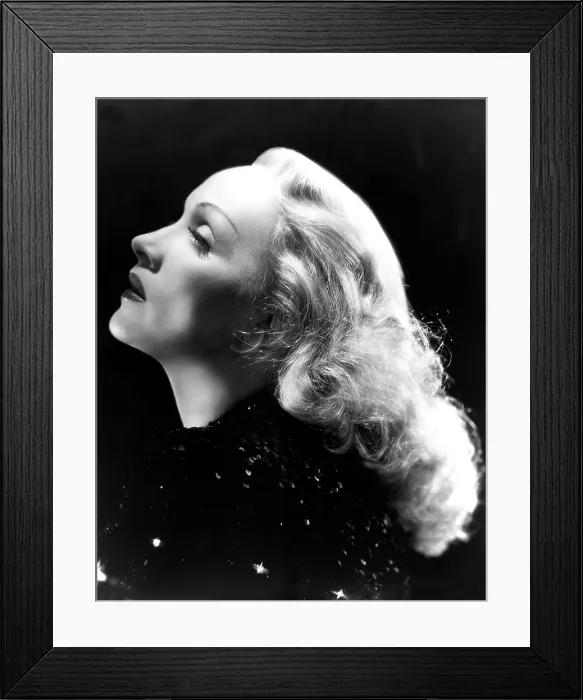 Framed Print : Marlene Dietrich, ca. 1940