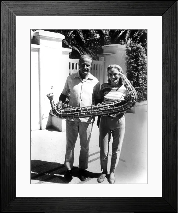 Framed Print : THOR HEYERDAHL and wife Yvonne Heyerdahl hold model of 'Ra', image dated 05 / 27 / 69.. Courtesy: CSU Archives  /  Everett Collection