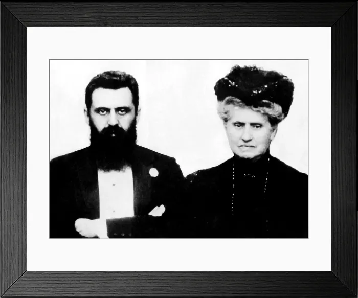 Framed Print : Theodor Herzl, founder of modern Zionism, and his mother. ca 1890s. Courtesy: CSU Archives / Everett Collection