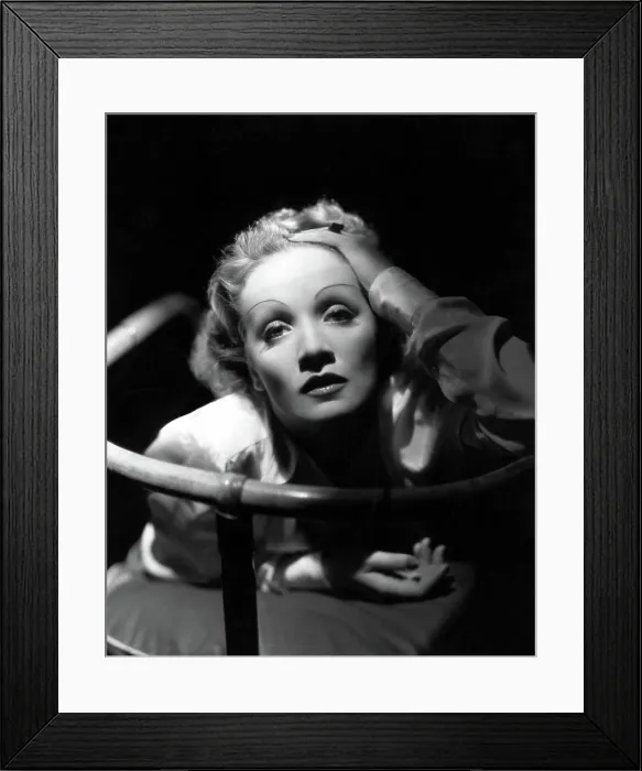 Framed Print : Marlene Dietrich. ca. 1932
