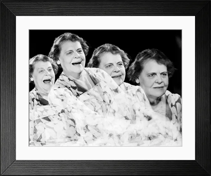 Framed Print : Marie Dressler, 1932