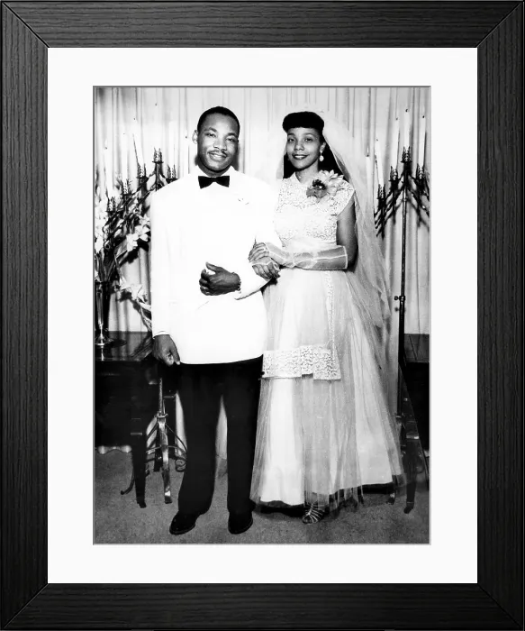 Framed Print : EV1852 - Martin Luther King and Coretta Scott on their wedding day, June 18, 1953. Courtesy: CSU Archives  /  Everett Collection