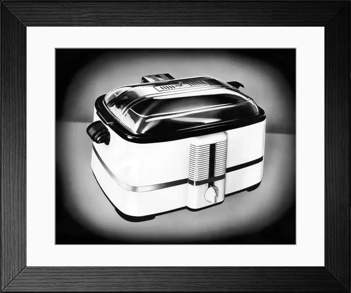 Framed Print : EV1899 - Roaster, circa 1950s. Courtesy: CSU Archives / Everett Collection Framed Print : EV1899 - Roaster, circa 1950s. Courtesy: CSU Archives / Everett Collection