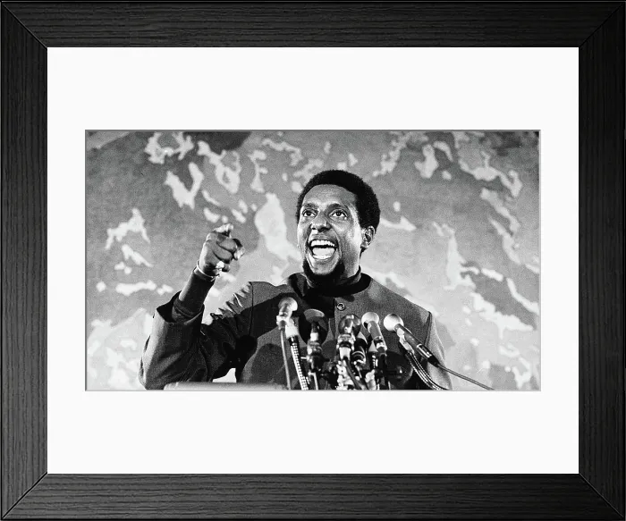 Framed Print : EV1878 - STOKELY CARMICHAEL. Courtesy: CSU Archives  /  Everett Collection