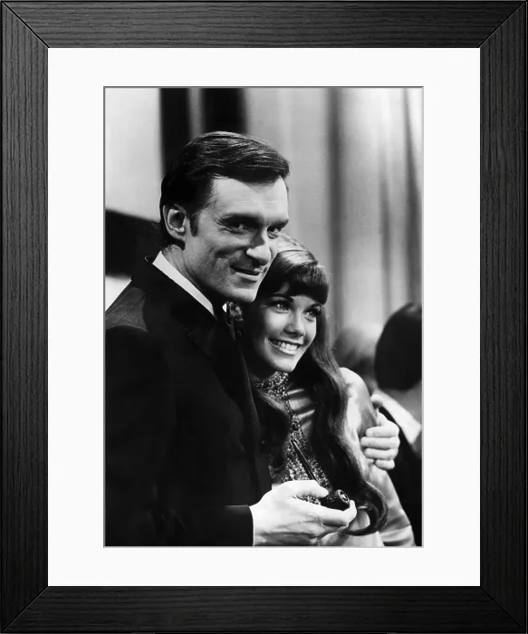 Framed Print : Hugh Hefner and Barbi Benton.ca 1969. Courtesy CSU Archives / Everett Collection Framed Print : Hugh Hefner and Barbi Benton.ca 1969. Courtesy CSU Archives / Everett Collection