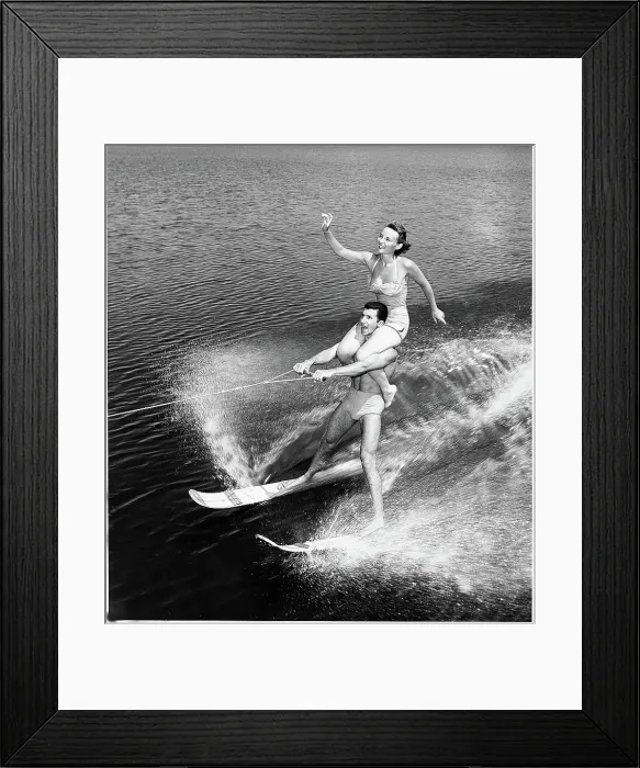 Framed Print : EV1302 - WATER SKIERS. Courtesy: CSU Archives / Everett Collection Framed Print : EV1302 - WATER SKIERS. Courtesy: CSU Archives / Everett Collection