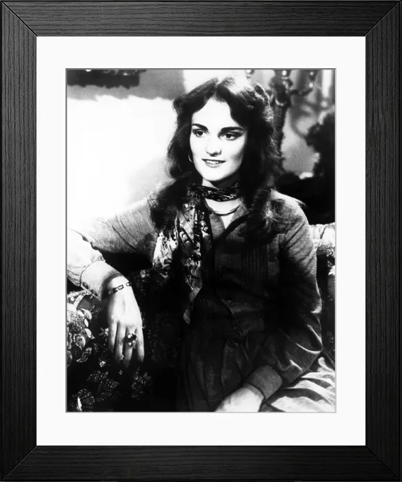 Framed Print : Patricia Hearst, circa 1970s CSU Archives / Everett Collection Framed Print : Patricia Hearst, circa 1970s CSU Archives / Everett Collection