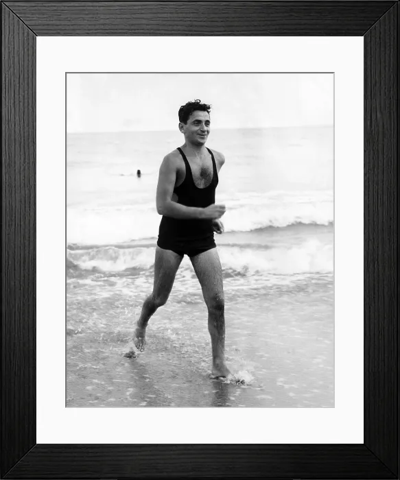 Framed Print : Irving Berlin at the beach in Palm Beach, Florida, 1933. Courtesy: CSU Archives / Everett Collection Framed Print : Irving Berlin at the beach in Palm Beach, Florida, 1933. Courtesy: CSU Archives / Everett Collection