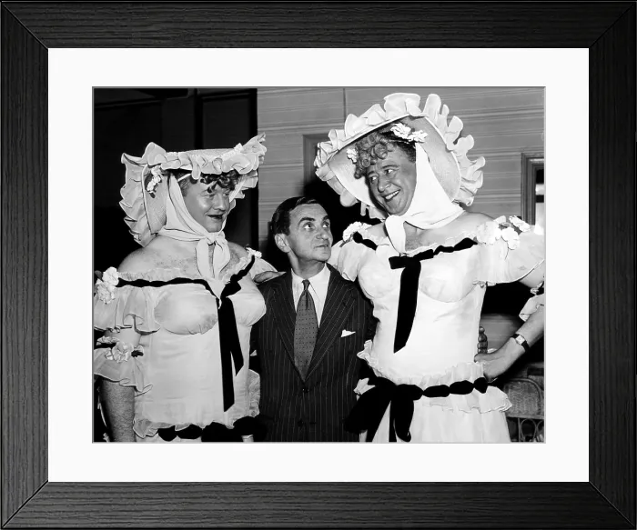 Framed Print : Burl Ives, Irving Berlin and Anthony Ross, 1942. Courtesy: CSU Archives / Everett Collection Framed Print : Burl Ives, Irving Berlin and Anthony Ross, 1942. Courtesy: CSU Archives / Everett Collection