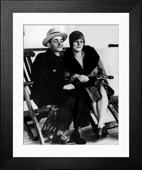 Framed Print : Irving Berlin and his wife, Ellin, arrive in England for their honeymoon, 1926. Courtesy: CSU Archives / Everett Collection Framed Print : Irving Berlin and his wife, Ellin, arrive in England for their honeymoon, 1926. Courtesy: CSU Archives / Everett Collection