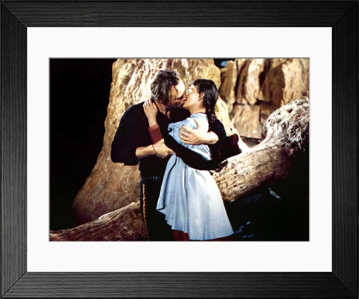 Framed Print : ONE-EYED JACKS, Marlon Brando, Pina Pellicer, 1961
