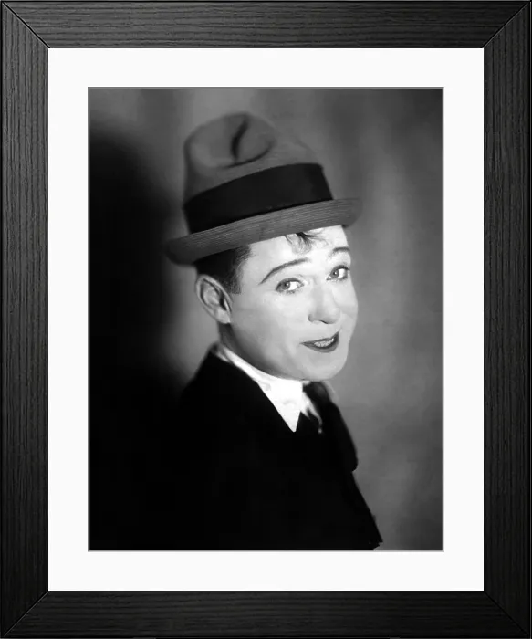 Framed Print : Harry Langdon
