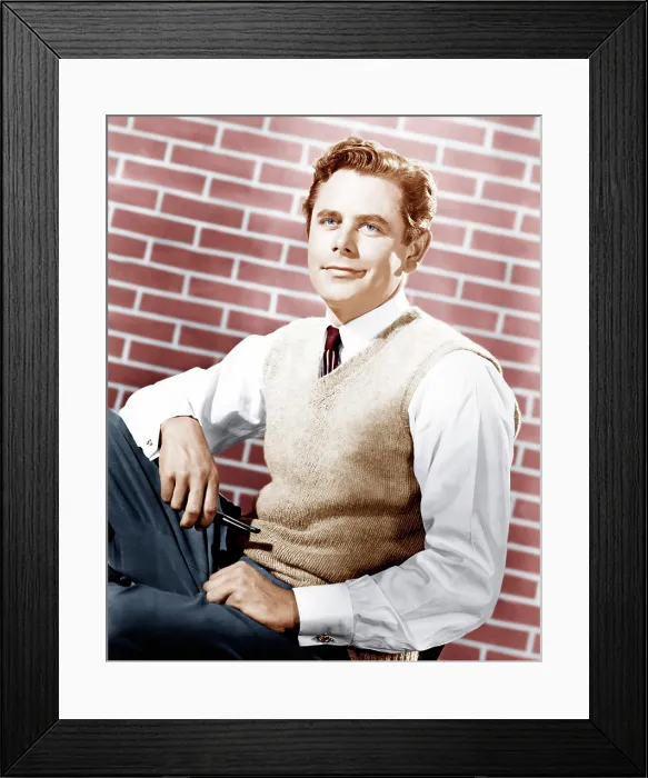 Framed Print : Glenn Ford, ca. 1946