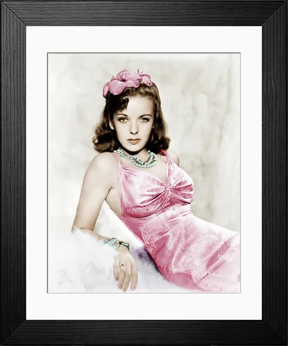 Framed Print : Ida Lupino, ca. 1940s Framed Print : Ida Lupino, ca. 1940s