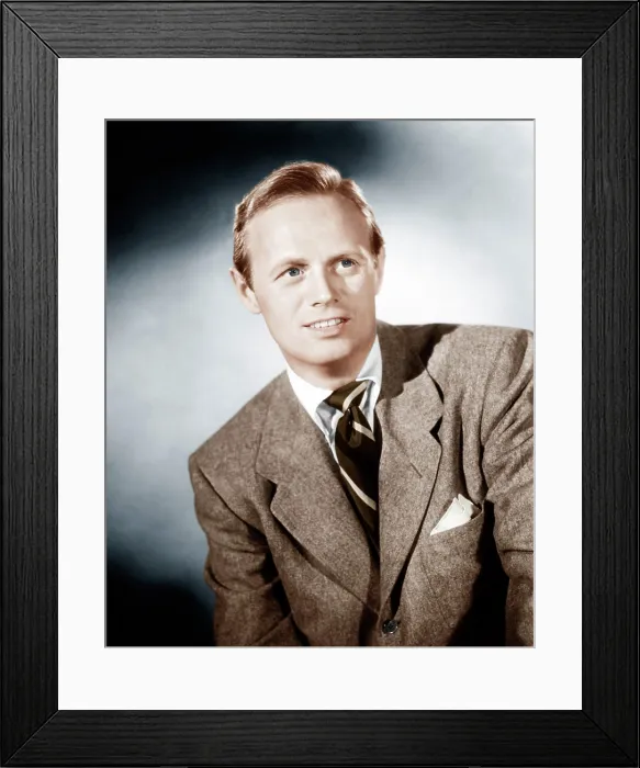 Framed Print : Richard Widmark, ca. late 1940s Framed Print : Richard Widmark, ca. late 1940s